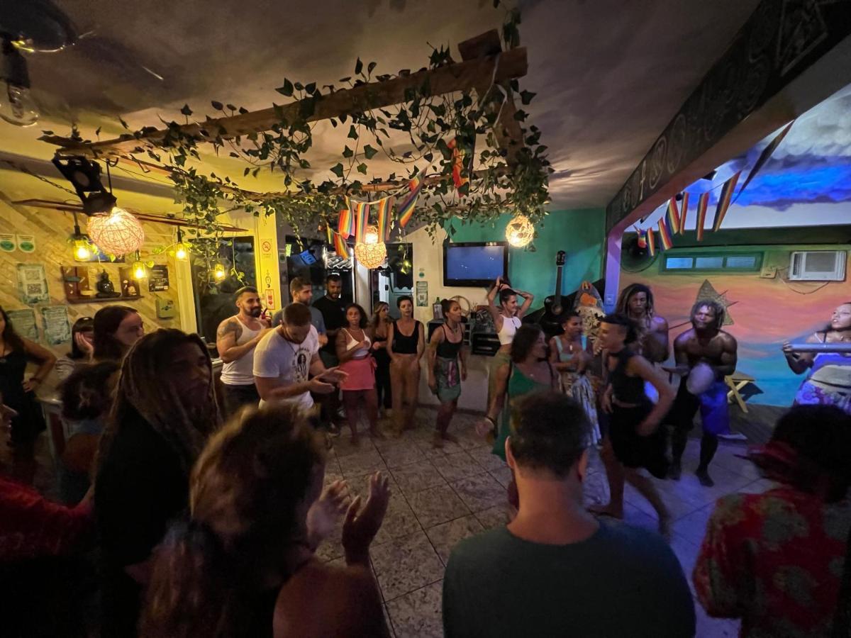 Chamos Hostel Cultural Арраял-ду-Кабу Екстер'єр фото